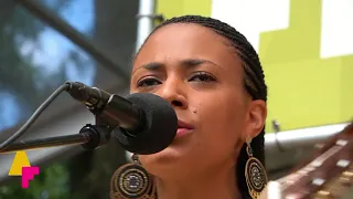 Sona Jobarteh Gainaak LIVE At Afrikafestival Hertme 2018 