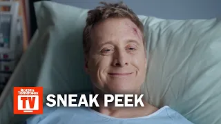 resident alien s02 e01 sneak peek first 5 minutes rotten tomatoes tv
