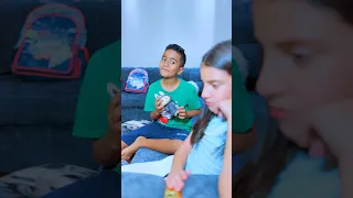 زي بعضه يا ايسل اللي بيحب ادم وايسل مع بعض هيعمل لايك ويقول هو من جيش مين 