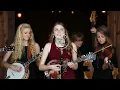 Download Lagu God Rest Ye Merry Gentlemen - The Petersens (LIVE)