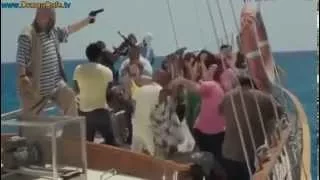 غناء الفنان ينال طاهر من فيلم أمير البحار لمحمد هنيدي  غناء الفنان ينال طاهر من فيلم أمير البحار لمحمد هنيدي