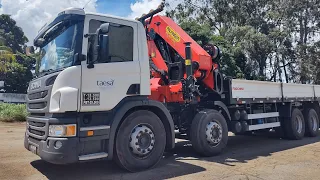Apresentação Guindaste PK 42502 Palfinger com controle remoto, caminhão Scania P310.
