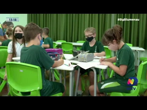 Alunos enviam cartas ao papa e recebem resposta do Vaticano