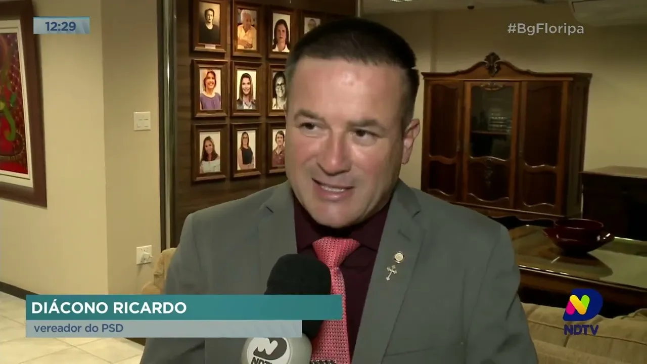 Irmandade do Divino Espírito Santo recebe homenagem pelos 250 anos de história