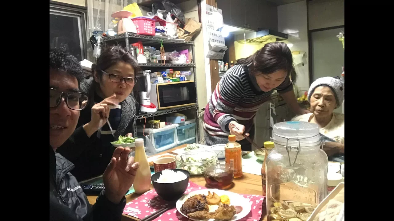 Resep Mie Goreng Rumahan Bahan - bahan : 1. Baput ( Bawang putih ) 2. Bamer ( Bawang Merah) 3. Kemir. 