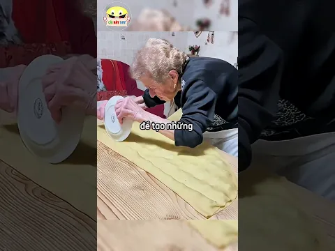 Bà tự làm chiếc bánh để chúc mừng sinh nhật của mình 🤩🤩🥰🥰👍🏻 #shortsvideo