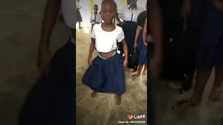 Mtoto Kiuno Laini Kama Mlenda Jionee Mambo Ya Kanga Moko Ayo Apo 
