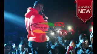 iyanya live on stage in delta state university abraka sings harry songs reggae blues