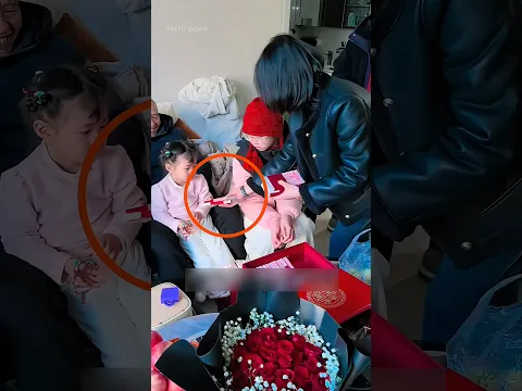 Everyone Shocked by the Thick Stack of Cash! 😱💵