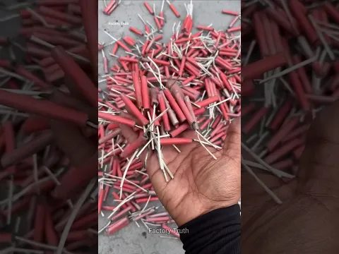 See how small firecrackers are made 🎇 #diwali #crackers #shorts