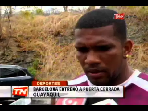 Barcelona entrenó a puerta cerrada