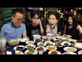 Download Lagu Ini bukan rumah makan Padang loh…Cuma kami yang kalap! 😂😂