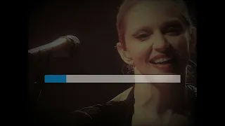 Madonna - La Isla Bonita (Drowned World Tour Karaoke)