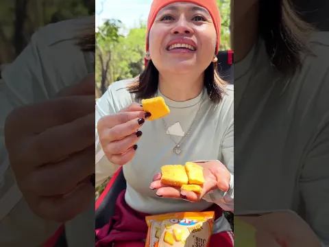 Nenek Lincah Makan Snack 2 Ribuan Di Gunung Slamet!!