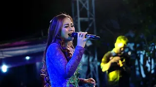 Download EVA AQWEILLA- BUKAN JODOH-CAMELIA BANYUPUTIH MP3