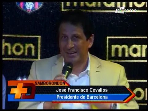 Barcelona presentó a Pirlo y camiseta 2019 para Noche Amarilla