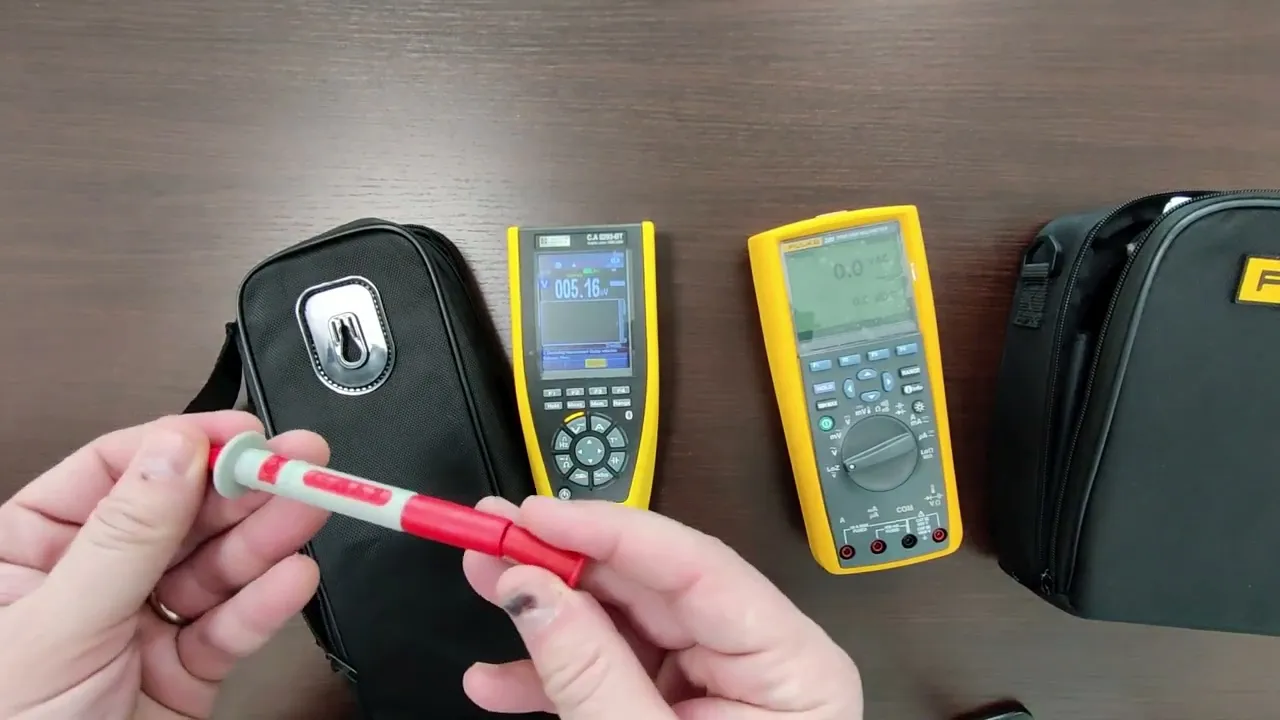 Multimètre professionnel : Fluke 289 et Chauvin Arnoux CA 5293BT