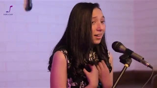 اكتبلك تعهد    بأحساس دافي جدا من            نجمة               دندنها