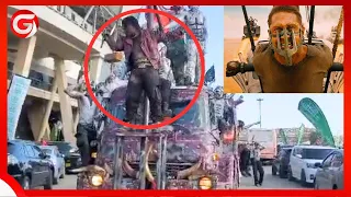 MBOSSO ATUNDIKWA MBELE Ya GARI AINGIA KIMAD MAX SIMBA DAY CHEKI MAZOMBI WAKIMSINDIKIZA 