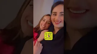 الحقوقي اليمني محمد البكاري مع خديجة اليافعي 