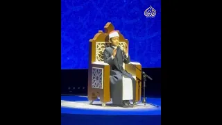من مهرجان تحدى القراءة العربى  وفى حضور صاحب السمو الشيخ محمد بن راشد آل مكتوم حاكم دبى وعدد الأمراء دندنها