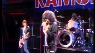 Download Ramones - I Wanna Be Sedated / The KKK Took My Baby Away, live, Tomorrow Show (HQ!) MP3