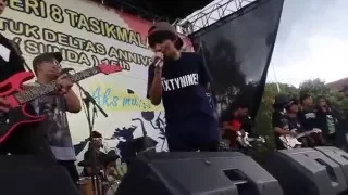 Download Loading Roots - Sitablo Feat Gray Rastoea \u0026 Sengklek Crew LIVE @SMA8 Tasikmalaya MP3