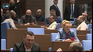 Греда с кворума Бойко Борисов изпълнява заканата и чака изяденото Пеевски му дава време до 