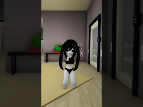 The baby fell! Look what happened 😗