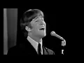 Download Lagu The Beatles - Twist \u0026 Shout (Live At The Royal Variety Performance)
