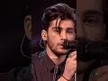 Download Lagu Zayn Malik stage performance/Steal my girl/Zayn Malik vocal