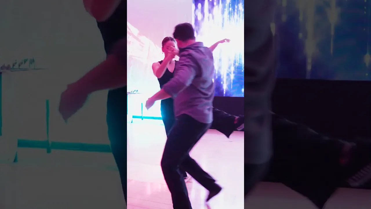 She kills it! Even to Country Music 🤠💙  #dance #countryswingdancing #danceform