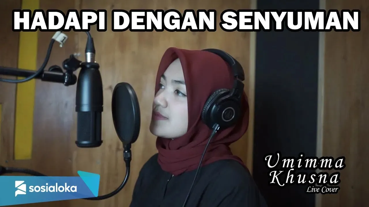 HADAPI DENGAN SENYUMAN ( DEWA 19 ) - UMIMMA KHUSNA OFFICIAL LIVE COVER HADAPI DENGAN SENYUMAN ( DEWA 19 ) - UMIMMA KHUSNA OFFICIAL LIVE COVER