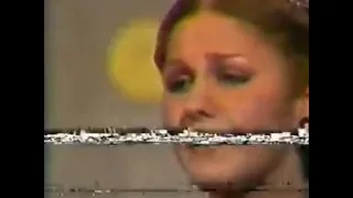 ميادة الحناوي   فاتت سنة دندنها