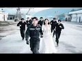 Download Lagu 眼看要被抓住賣給老頭，她隨手拉了工地上的大叔閃婚，還以為他就是工地搬磚的窮小子，誰知竟是權勢滔天的季氏總裁，婚後被寵成小公主！#短劇 #短劇全集 #短劇推薦 #drama #甜寵 #逆襲