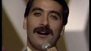 على رمش عيونها   ربيع الخولي                                        دندنها