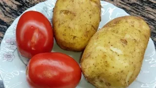 لو عندك حبيتين بطاطس وطمطمتين دول كنز اعملي اسرع عشا أو جبه غدا مشبعه واعمليها في دققتين 
