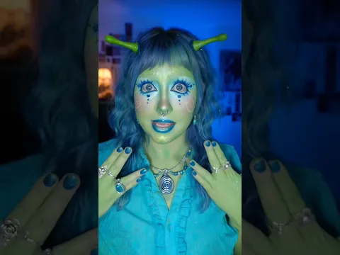 i can only hope aliens are this whimsical #alienmakeup #halloweenmakeup