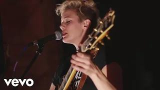 betty who exclusive performance betty who 