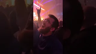 عمو جی به کنسرت متال می رود 