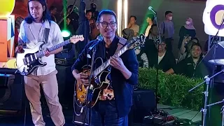 Download Mus Mujiono - Arti Kehidupan , live at Java Jazz On The Move, Sarinah Thamrin 19 mei 2023 MP3