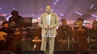 اللى بنى مصر على الحجار 