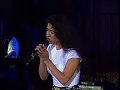Download Lagu Selena - Como La Flor (LIVE) Super HQ
