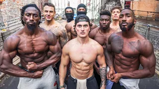 Download Training In The STREETS! (NYC Calisthenics) MP3