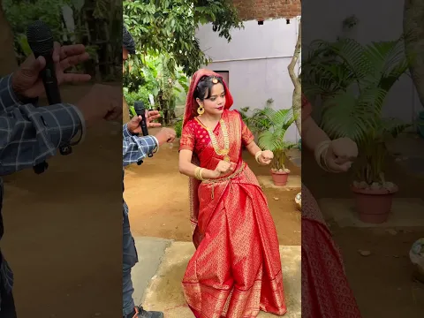 खाना कैसे बनाती है?