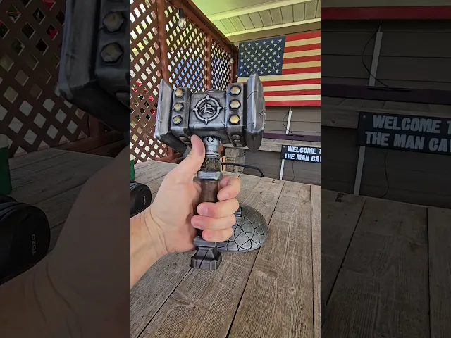 Doomhammer Headphone Hanger and Desk Toy Combo video thumbnail