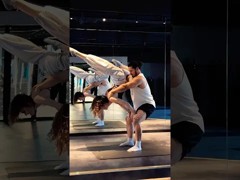 Partner acrobatics: Can you REPEAT 🔁 it ! ! !