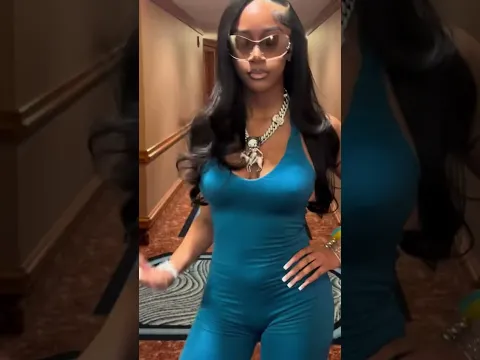 bad bitch he wanna put me upppp🧚♀️