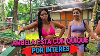 Angela se acompaño con quique por los papeles de las Estados Unidos de América.