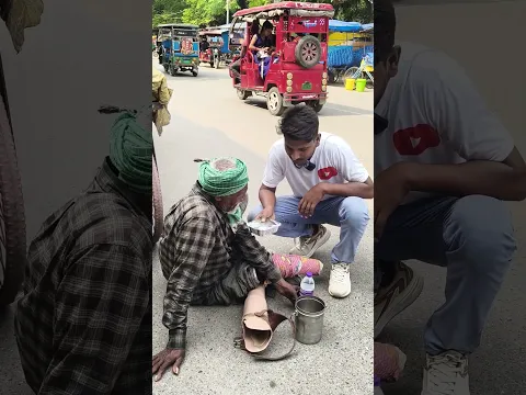 दुआएं सबसे बड़ी दौलत होती हैं ❤️#viral #humanity #donate #helping #charity #poor #trending #happy